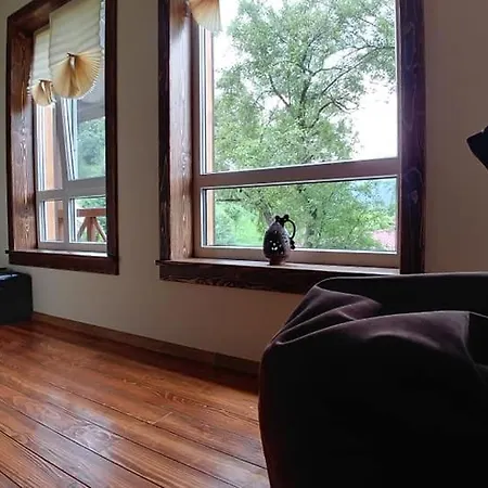 Country House Kosiv منزل ريفي